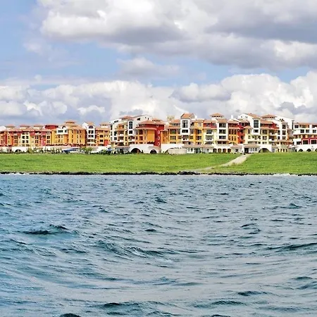Sea View Luxury 1-bd Marina Cape Apartment *